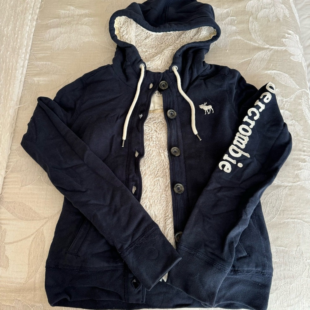 Abercrombie & Fitch Sherpa Sweatshirt Size XS